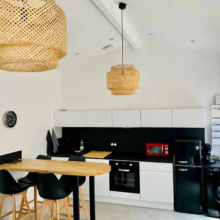 Appartement Le Repere De B&C à Cenon Extérieur photo
